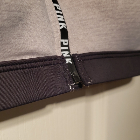 PINK Victoria's secret sports bra - Picture 3 of 5